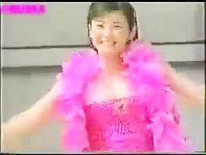Nipple slip - asian girl dancing